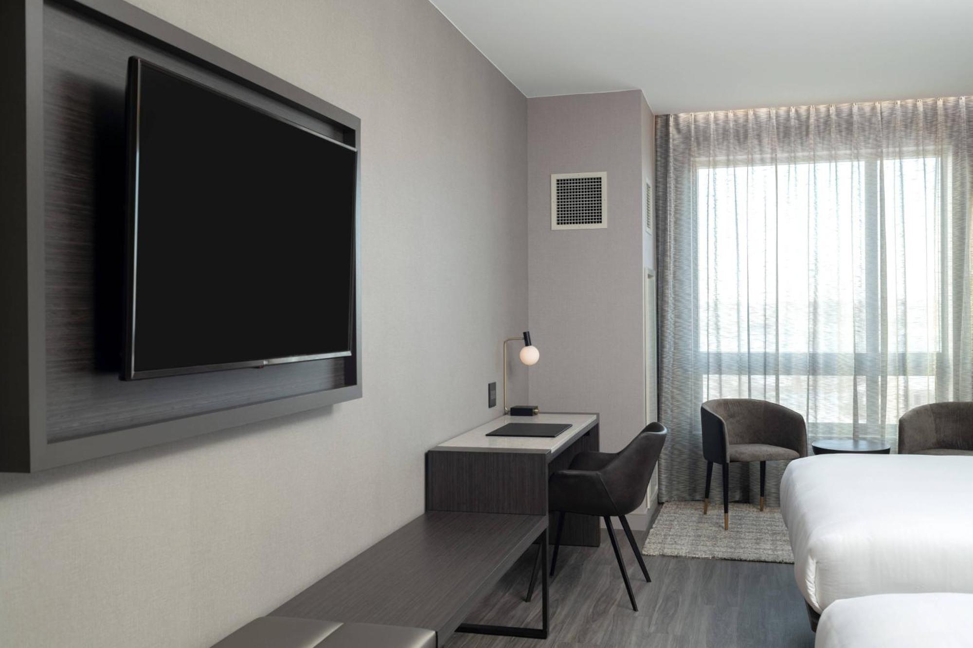 Ac Hotel By Marriott Portsmouth Downtown/Waterfront Exteriör bild